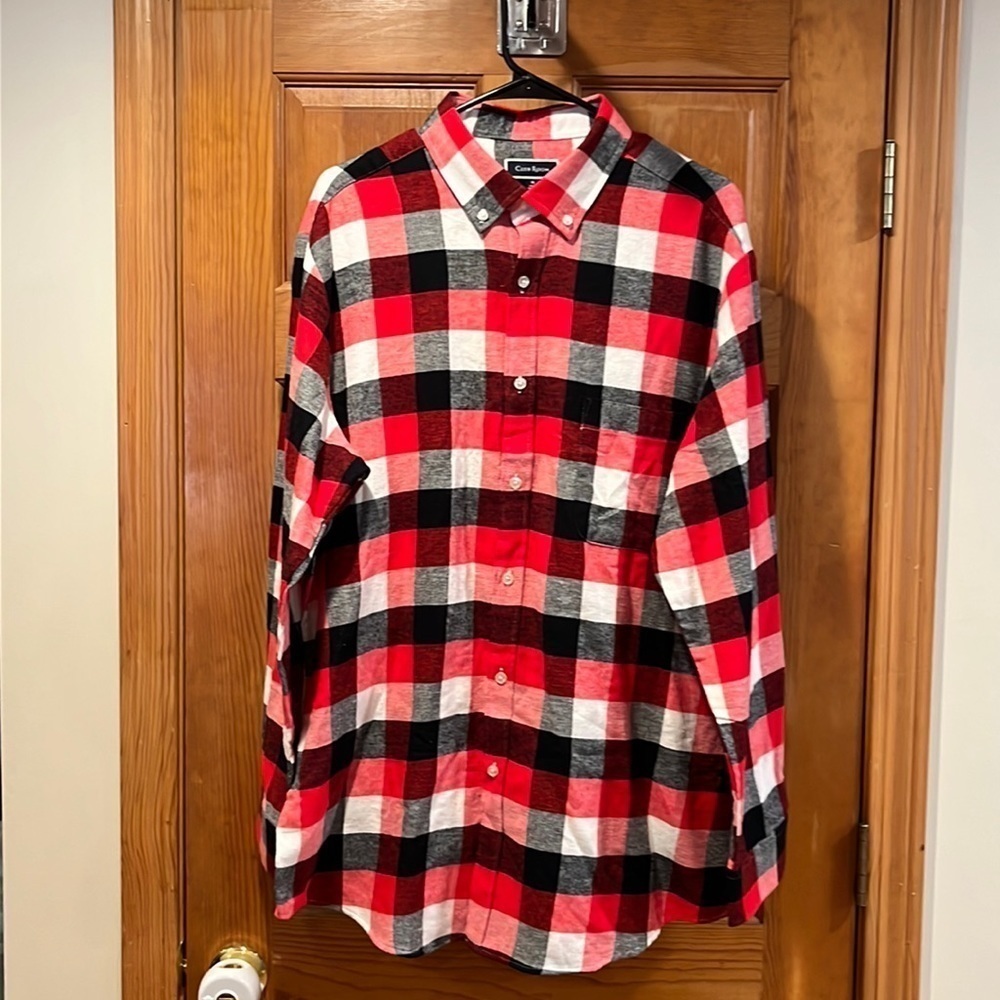 CLUB room men’s plaid flannel button down one pocket shirt size xlarge.